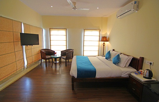 Cottages in Mahabaleshwar for Stay at Forest County Resort Deluxe Cottage Rooms, Tapola Road , Mahabaleshwar